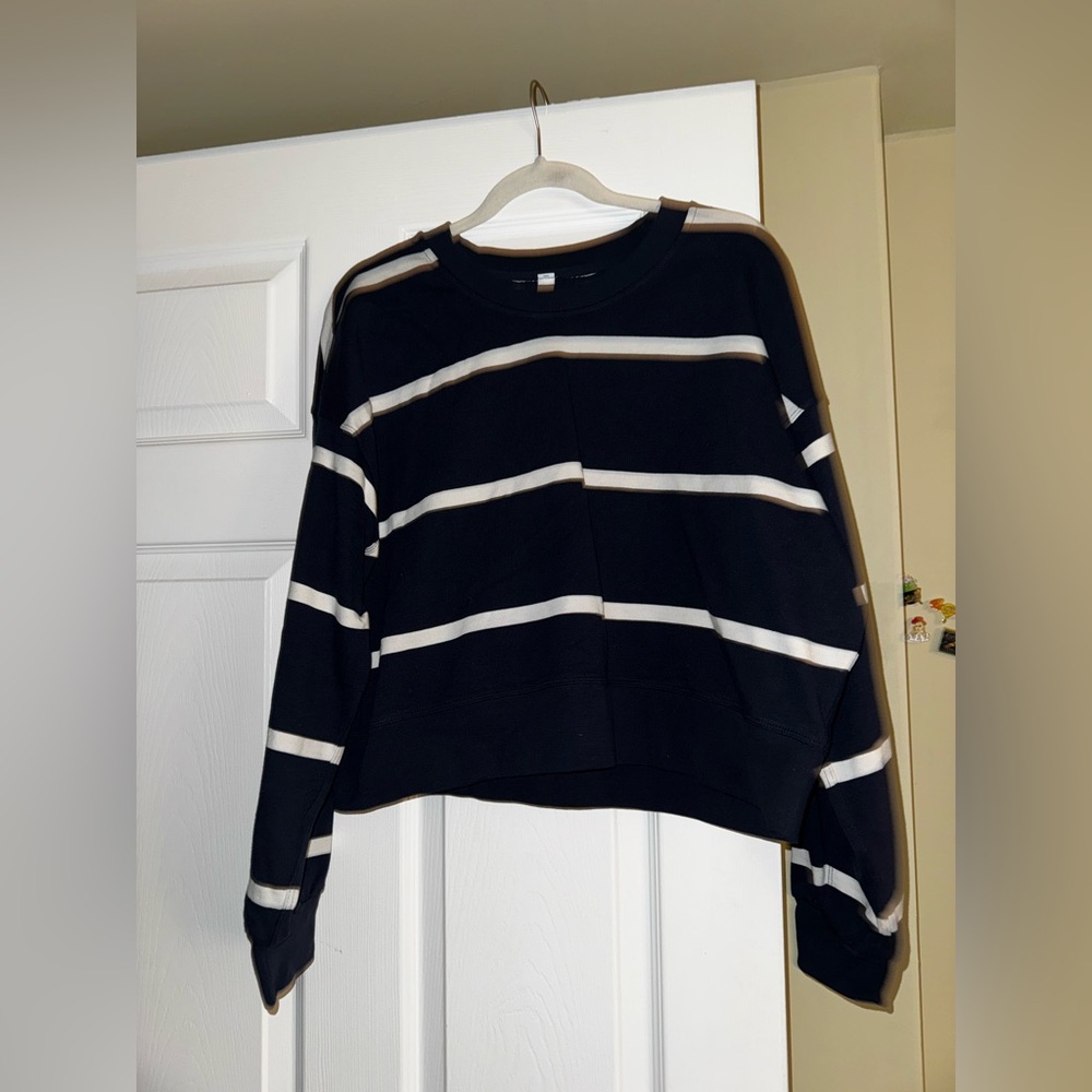 LULULEMON SIZE 8